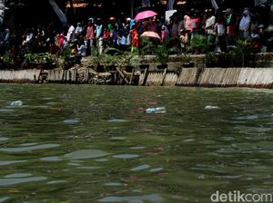 Seorang Bocah Tersesat di Festival Danau Sunter Seorang Bocah Tersesat di Festival Danau Sunter