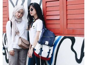 Mengenal Sepasang Kembar Identik Cantik Indonesia yang Sukses Jadi Blogger Mengenal Sepasang Kembar Identik Cantik Indonesia yang Sukses Jadi Blogger