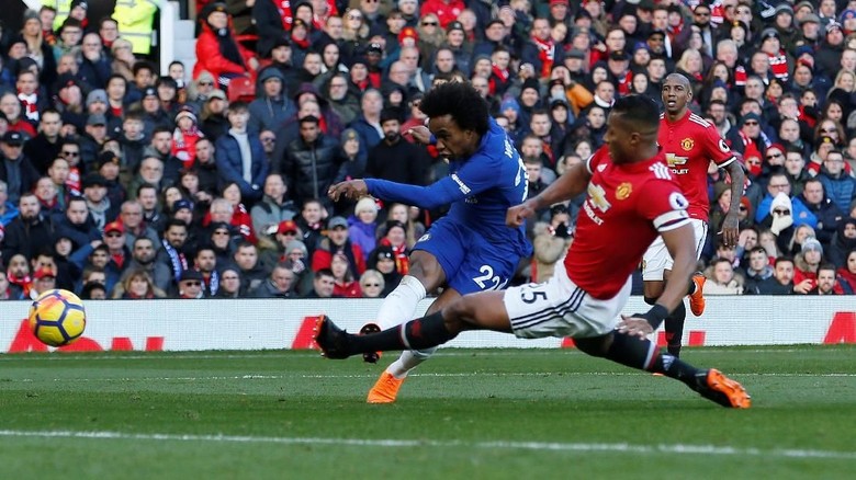 MU vs Chelsea Imbang 1-1 di Babak Pertama MU vs Chelsea Imbang 1-1 di Babak Pertama