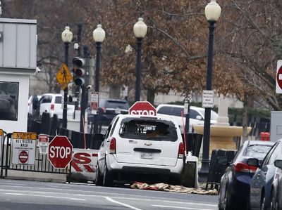 Foto: Mobil yang Dipakai Jessica Ford Seruduk Gedung Putih