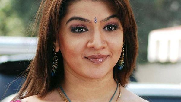 Seperti Sridevi Kapoor, Para Tokoh Wanita Ini Juga Korban Serangan Jantung