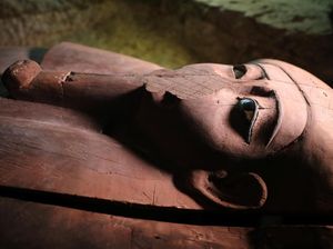 Makam Kuno Ribuan Tahun Berisi 1.000 Patung Ditemukan di Mesir Makam Kuno Ribuan Tahun Berisi 1.000 Patung Ditemukan di Mesir