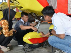 Fotonya Raba Pesawat Viral, Tunanetra Ini Diajak Joy Flight TNI AU