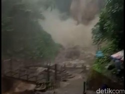 Tersebar Video Bah di Air Terjun Tawangmangu, Bagaimana Sebenarnya?