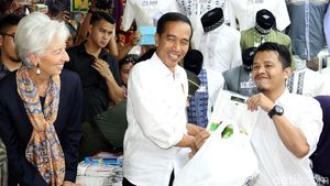 Ajak Bos IMF ke Pasar Tanah Abang, Jokowi Semringah Banget
