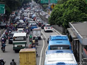 Ini Biang Kerok Kemacetan yang Bikin Stres, Setuju? Ini Biang Kerok Kemacetan yang Bikin Stres, Setuju?