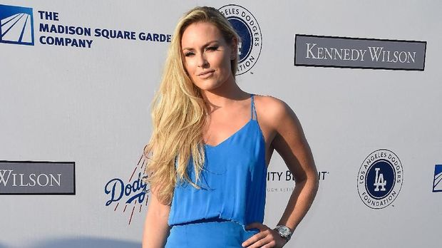 Ronda Rousey berhasil memulai debut di WWE dengan penampilan memukau.