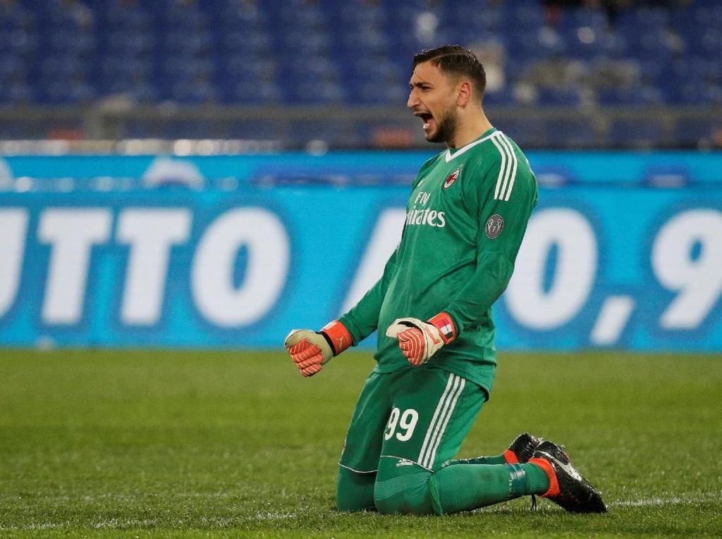 Costacurta Kritik Donnarumma yang Cium Jersey Milan Terus Costacurta Kritik Donnarumma yang Cium Jersey Milan Terus