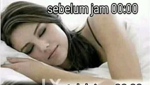 Kocak! 9 Meme Tidur Ini Bikin Kantuk Malah Hilang