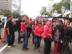 Giliran Massa Pendukung Ahok Datang ke Pengadilan