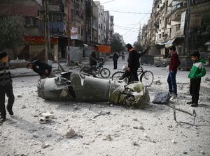 Ketika Misil Raksasa Tergeletak di Pusat Kota