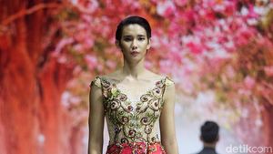 Foto: 25 Koleksi Busana Bernuansa Imlek dari Misan Kopaka