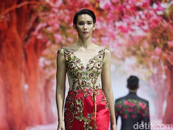 Foto: 25 Koleksi Busana Bernuansa Imlek dari Misan Kopaka