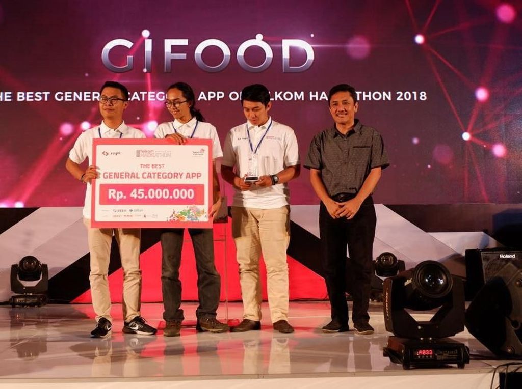 Sisihkan Ratusan Peserta, Tim Gifood Juarai Telkom Hackathon 2018 Sisihkan Ratusan Peserta, Tim Gifood Juarai Telkom Hackathon 2018