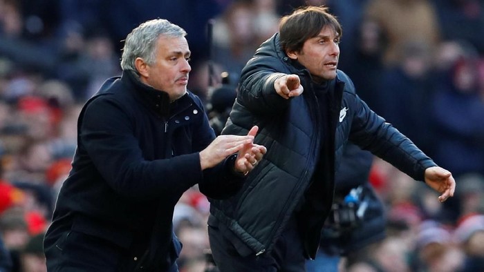 Soccer Football - Premier League - Manchester United vs Chelsea - Old Trafford, Manchester, Britain - February 25, 2018   Manchester United manager Jose Mourinho and Chelsea manager Antonio Conte react   Action Images via Reuters/Jason Cairnduff    EDITORIAL USE ONLY. No use with unauthorized audio, video, data, fixture lists, club/league logos or 