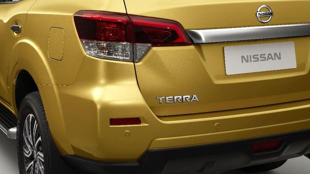 Bagian belakang all-new Nissan Terra