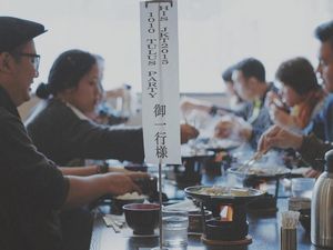 Bergaya Artsy, Begini Foto Makanan di Laman Instagram Penyanyi Tulus