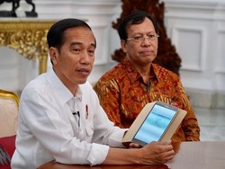 Jokowi Sebut Ekonomi RI Tembus US$ 1 Triliun, Apa Artinya?