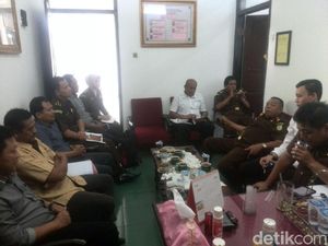 Dua Kades di Blitar Hadiri Kampanye Khofifah Hanya Diberi Peringatan