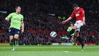 Robin van Persie (26 gol) di Manchester United, Premier League 2012/2013. Kebutuhan akan seorang bomber bikin MU merekrut Van Persie dari Arsenal. Langkah tepat karena pada musim perdananya bersama MU, Van Persie langsung bikin 26 gol. (Foto: Alex Livesey/Getty Images)