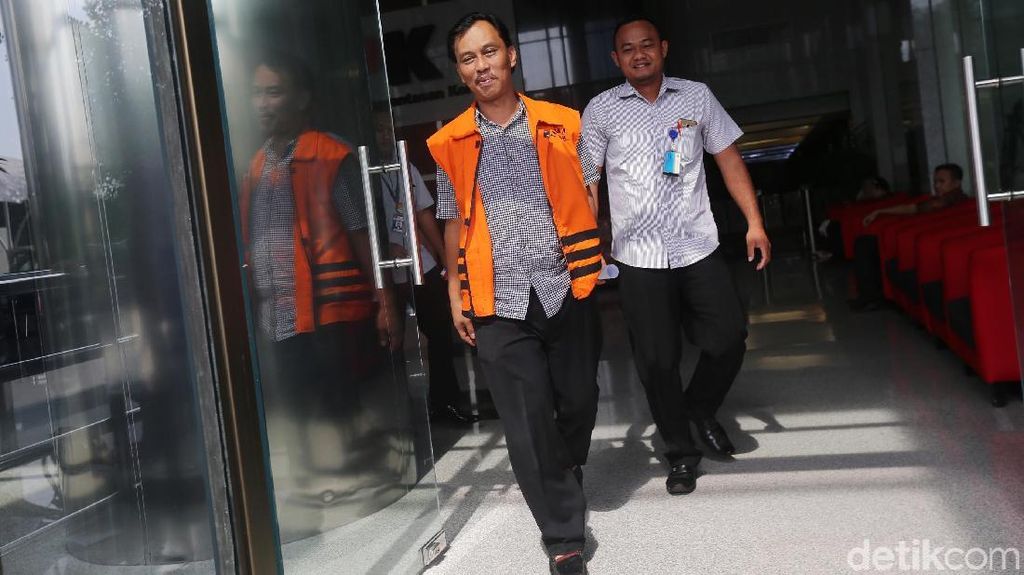 Pemeriksaan Lanjutan Eks Ketua DPRD Kota Malang Pemeriksaan Lanjutan Eks Ketua DPRD Kota Malang