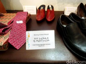 Sepatu Zaman Old JK Hingga Koleksi Pejabat Dilelang