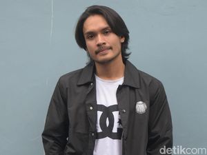 LDR dengan Gadis Kanada, Randy Pangalila Akui Temui Godaan Berat LDR dengan Gadis Kanada, Randy Pangalila Akui Temui Godaan Berat