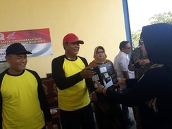 Nelayan Lamongan Dikenalkan pada Alat Pendeteksi Ikan Buatan Lapan