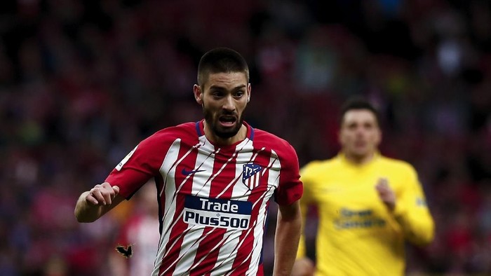 MADRID, SPAIN - JANUARY 28: Yannick Carrasco of Atletico de Madrid controls the ball during the La Liga match between Club Atletico Madrid and UD Las Palmas at Estadio Wanda Metropolitano on January 28, 2018 in Madrid, Spain. (Photo by Gonzalo Arroyo Moreno/Getty Images)
