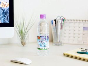 Wow! Yogurt Ini Mirip Air Mineral dalam Kemasan