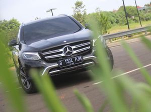 SUV Mercedes-Benz GLC 200 Exclusive yang Asyik Buat Ngebut SUV Mercedes-Benz GLC 200 Exclusive yang Asyik Buat Ngebut