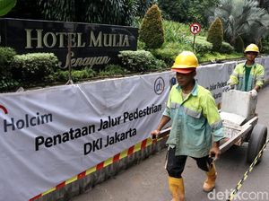 Sambut Asian Games, Trotoar di Kawasan Senayan Dilebarkan