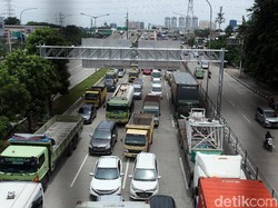 Ada Genangan, Exit Tol Bitung di Tangerang Ditutup Sementara
