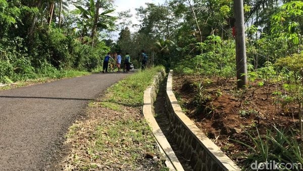 Di Tempat Ini Guru Ngaji di Ciamis Disetrum Orang Misterius