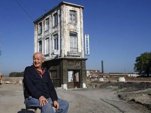 Tegas! Deretan Rumah yang Menolak Digusur