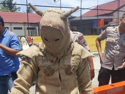 Mengaku Dapat Bisikan, Pria Karung Goni Terobos Satbrimob Sulteng