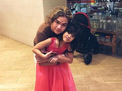 Pelukan Hangat Dul pada Shafeea Ini Bikin Iri