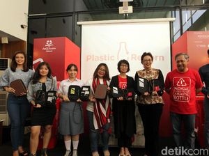 Sampah Plastik Disulap Menjadi Tas Cantik