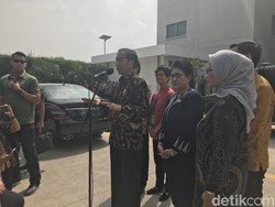 Jokowi Lirik Airlangga Saat Disinggung soal Cawapres