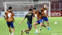 Tampines Rovers berlatih di Stadion Utama Glora Bungkarno (SUGBK), Selasa (27/2/2018).