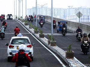 Flyover Cipinang Lontar Mulai Dibuka 2 Arah Flyover Cipinang Lontar Mulai Dibuka 2 Arah