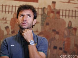 Luis Milla Belum Tentu Jadi Pelatih Indonesia di Piala AFF