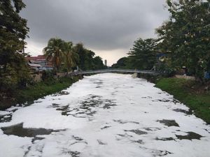 Sungai di Jakarta Tercemar, Sandiaga: Kita Bersihkan Sungai di Jakarta Tercemar, Sandiaga: Kita Bersihkan