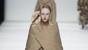 Foto: Ini Tren Fashion Terkini dari Milan Fashion Week 2018