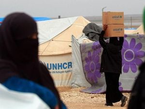 Wanita Suriah Dieksploitasi Seksual Untuk Dapat Bantuan Kemanusiaan