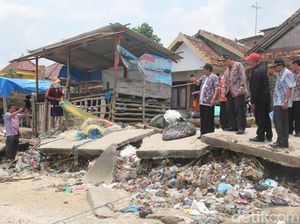 Sudah Sebulan Desa di Rembang Ini Diterjang Abrasi