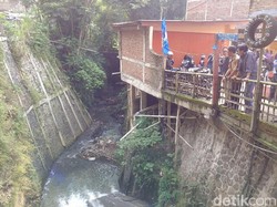 Hidup di Perbatasan Bandung, Warga Lost Village Curhat ke Ruli