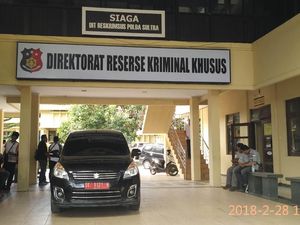 OTT Wali Kota Kendari, Mantan Kepala BPKAD Ikut Diperiksa KPK OTT Wali Kota Kendari, Mantan Kepala BPKAD Ikut Diperiksa KPK