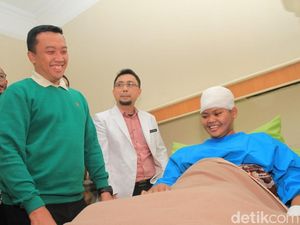 Menpora Jenguk Atlet Pelatnas Dayung yang Tersetrum