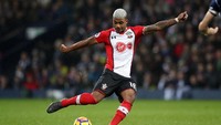 Mario Lemina melakukan 3 dribel tiap pertandingan bersama Southampton. Angka kesuksesannya 79 persen. (Foto: Lynne Cameron/Getty Images)